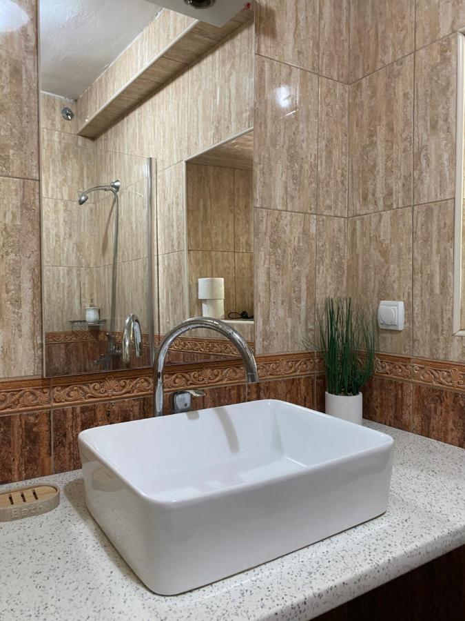Villaoldmariner Prcanj Luaran gambar
